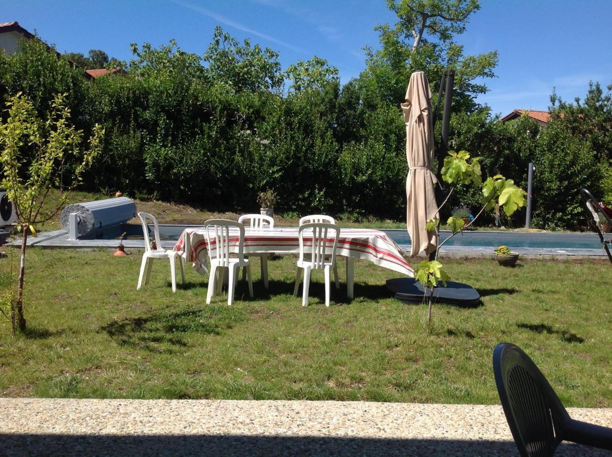 Hébergement avec cuisine partagé Hendaye Esterno foto