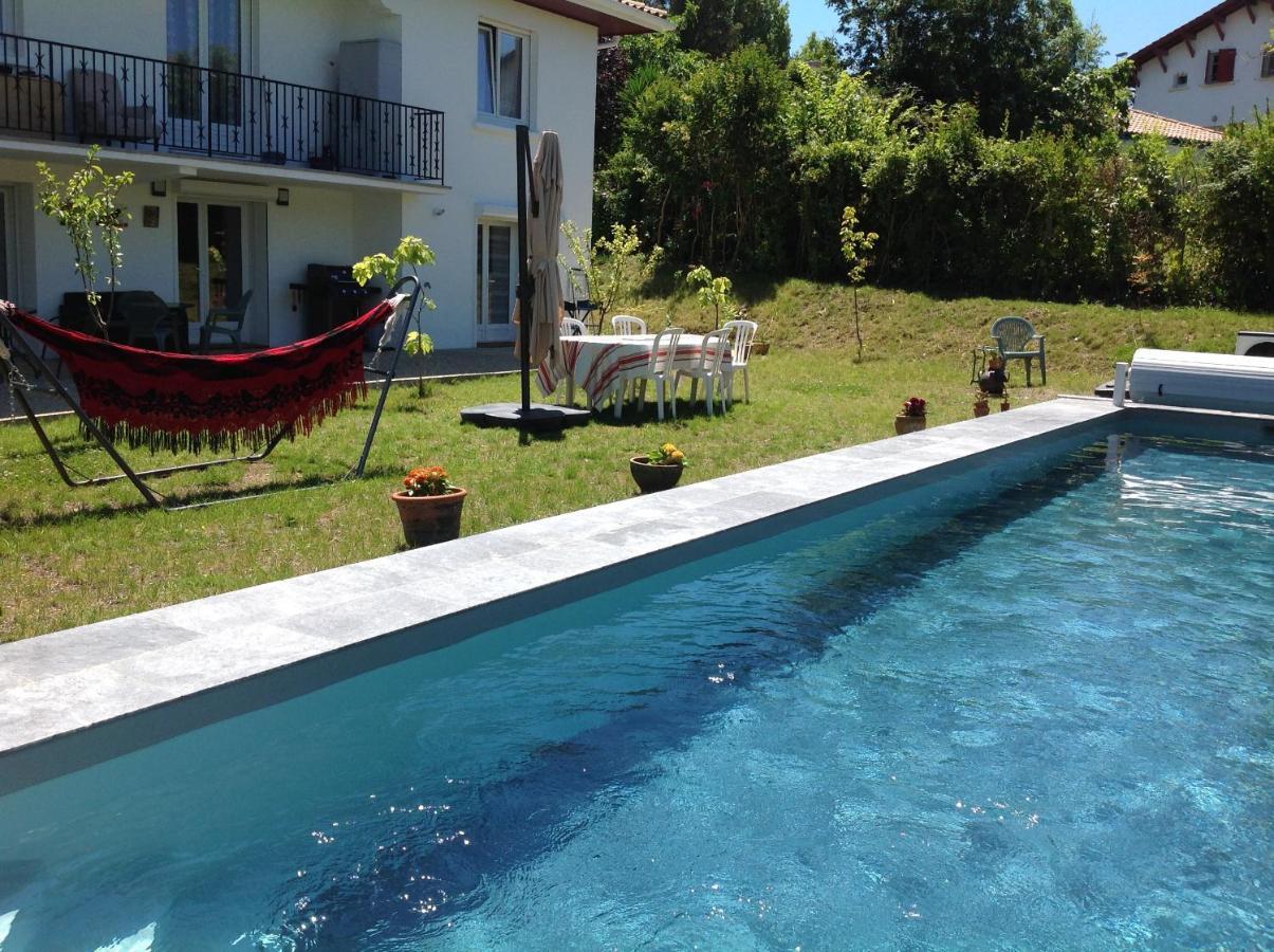 Hébergement avec cuisine partagé Hendaye Esterno foto