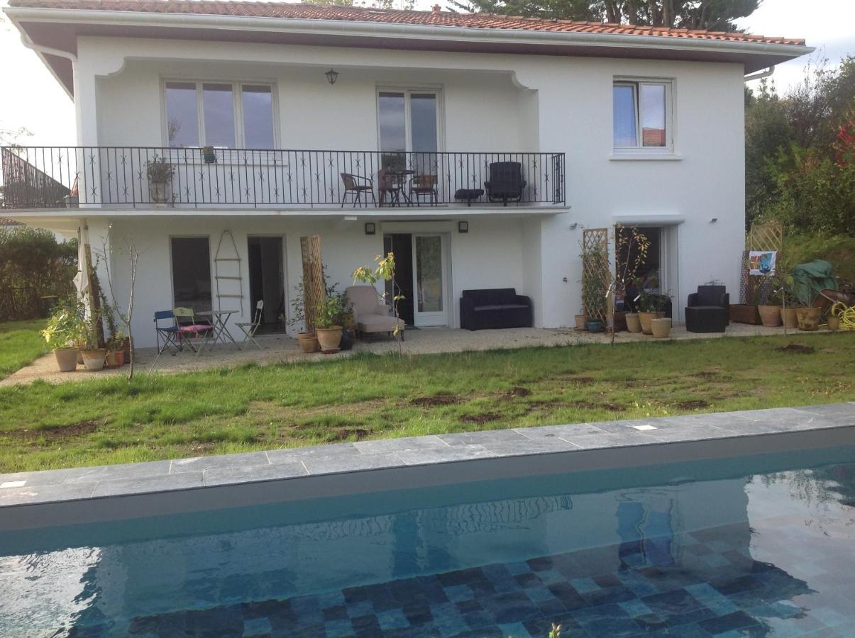 Hébergement avec cuisine partagé Hendaye Esterno foto